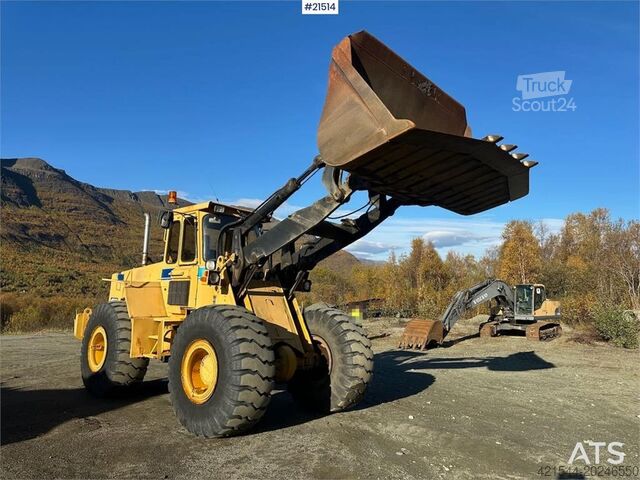Pala gommata Volvo BM 4500 wheel loader w/ scale and bucket. WATCH VIDEO