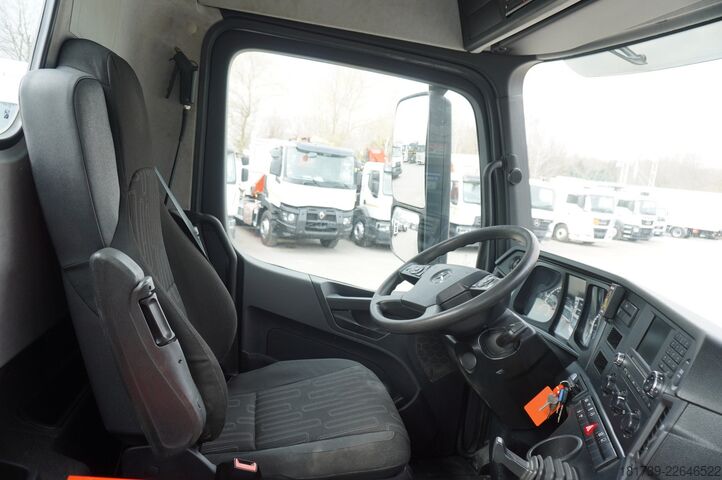 Vinçli platform Mercedes-Benz Arocs 2633 flatbed truck / Crane FASSI