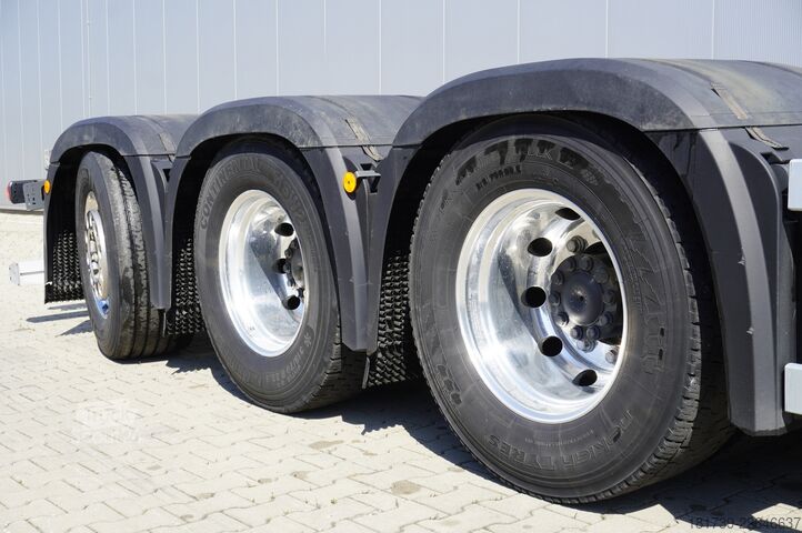 Chasis de camión Mercedes-Benz Actros L 3552 8x4 / 2023 / 76 T GVM