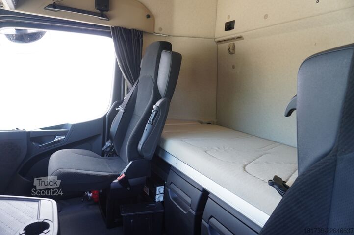 Chasis de camión Mercedes-Benz Actros L 3552 8x4 / 2023 / 76 T GVM