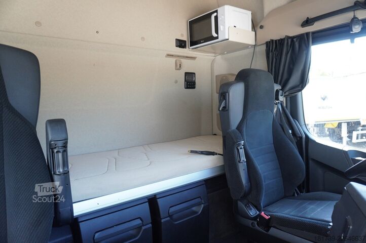 Chasis de camión Mercedes-Benz Actros L 3552 8x4 / 2023 / 76 T GVM