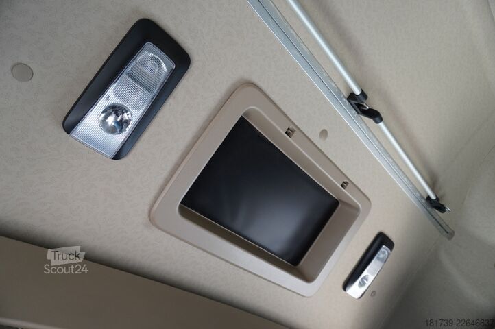 Chasis de camión Mercedes-Benz Actros L 3552 8x4 / 2023 / 76 T GVM