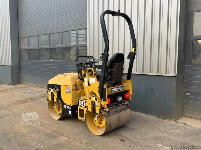 Tandemwalze Caterpillar CB114