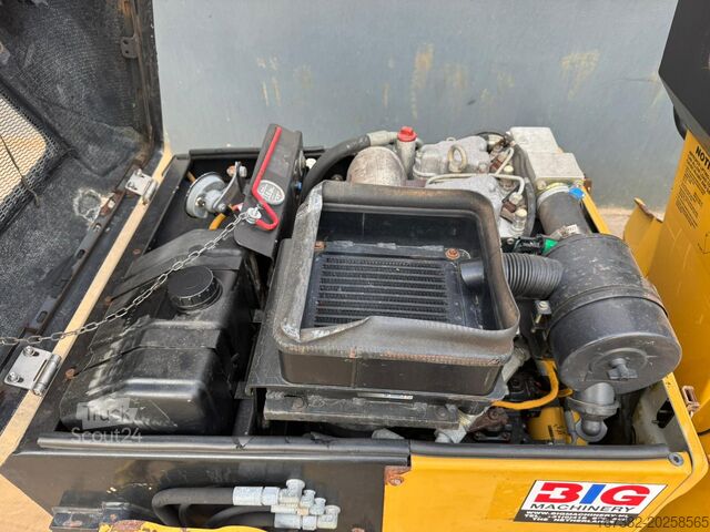Tandemwalze Caterpillar CB114