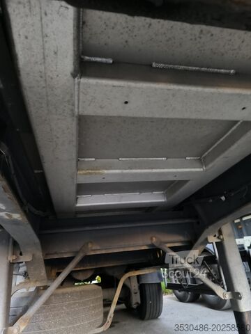 Standard nyerges vontató Mercedes-Benz Actros