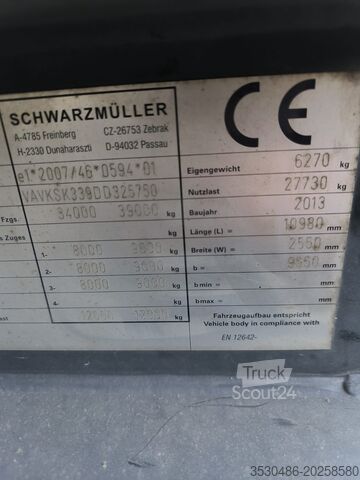 Standard nyerges vontató Mercedes-Benz Actros