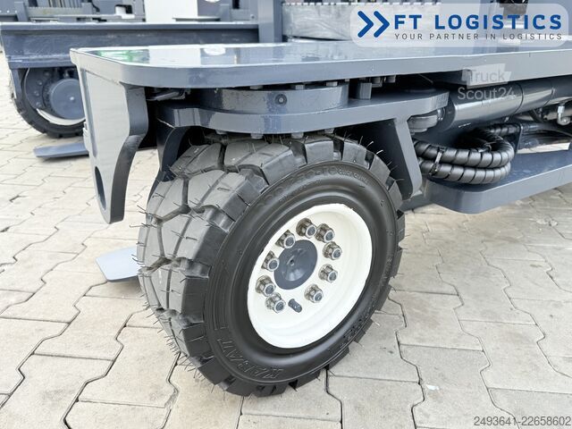 Fyrvägstruck Combilift C4000 GAS TRIPLEX 5550 POSITIONER CABIN