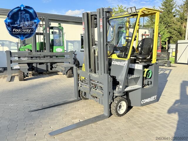Fyrvägstruck Combilift CB3000 GAS TRIPLEX 4900 CABIN POSITIONER