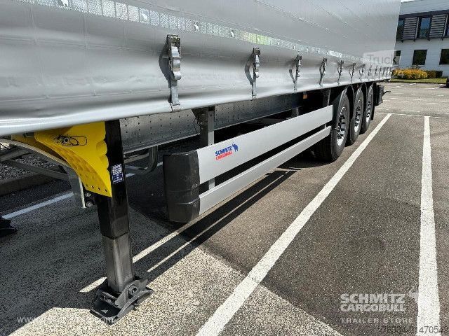 Semirremolque abierto con toldo Schmitz Cargobull Semitrailer Curtainsider Standard