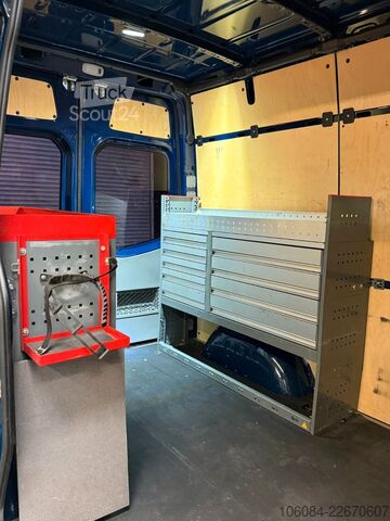 Фургон з високим дахом MERCEDES-BENZ Sprinter 319 3,0l L1-H2 Autom. AC STHZ AHK 3,5T