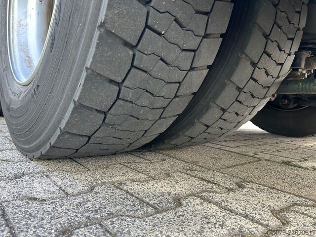Вантажівка з відкритою платформою MAN TGS 26.400 /6x2 /Stahltransport / Lift Lenkachse