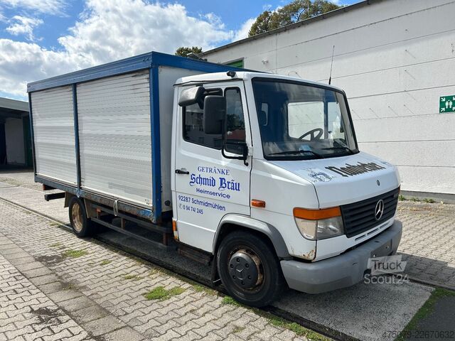 Camion de boissons MERCEDES-BENZ Vario 612 D