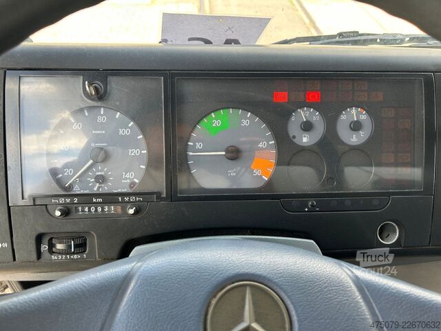 Camion de boissons MERCEDES-BENZ Vario 612 D