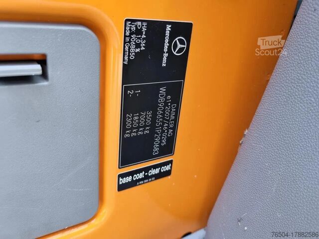 Furgoneta de reparto doble cabina Mercedes-Benz Sprinter 513 CDI/ Doka / Multicab / Aut/ Navi/ ...