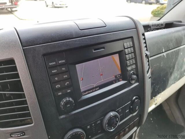 Furgoneta de reparto doble cabina Mercedes-Benz Sprinter 513 CDI/ Doka / Multicab / Aut/ Navi/ ...