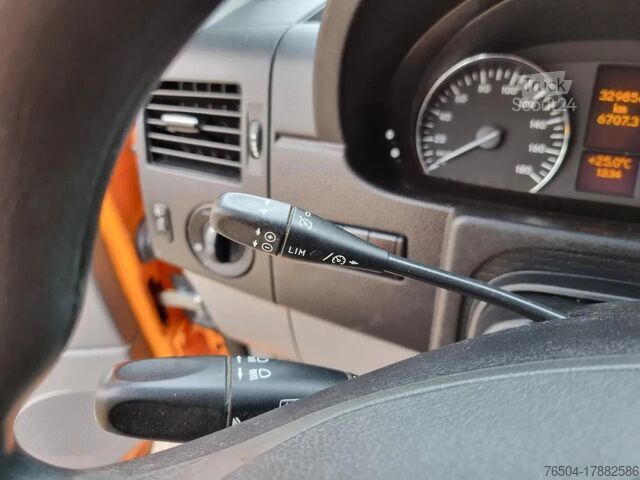 Furgoneta de reparto doble cabina Mercedes-Benz Sprinter 513 CDI/ Doka / Multicab / Aut/ Navi/ ...