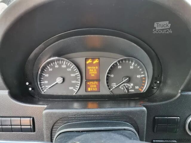 Furgoneta de reparto doble cabina Mercedes-Benz Sprinter 513 CDI/ Doka / Multicab / Aut/ Navi/ ...