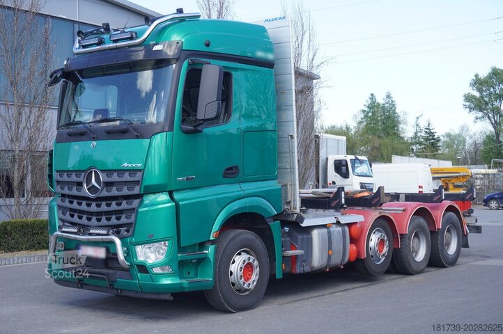 Platforma su atramomis Mercedes-Benz Arocs 3563 8 × 4 / 630 HP /steered axle