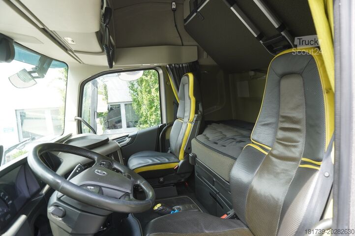 Važiuoklė Volvo FH16 750 8x4x4 / 750 HP! / chassis / 4th