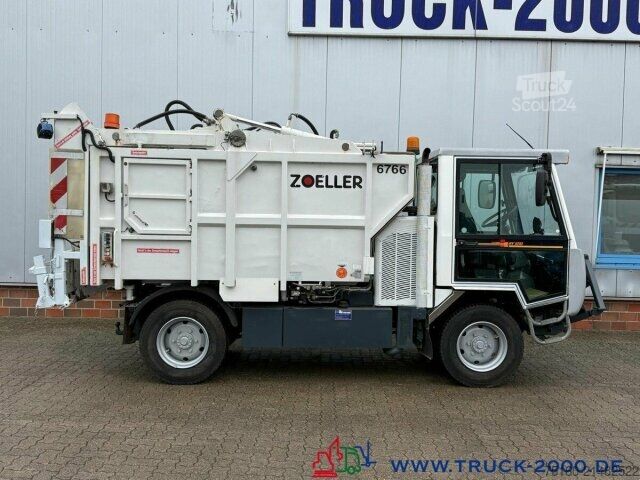 Garbage truck Multicar Boki HY1251 4x4 Zöller Müllwagen AHK K-Platte