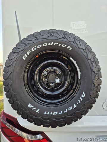 Camper semintegrato HYMER/ERIBA ML-T 580 190 PS / AHK abnehmbar / Allrad / 4,1 t