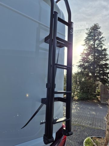 Camper semintegrato HYMER/ERIBA ML-T 580 190 PS / AHK abnehmbar / Allrad / 4,1 t