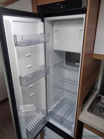 كرافان HOBBY de luxe 560 KMFe *Markise*Vorzelt*