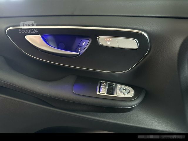 Minibus MERCEDES-BENZ V 220d 4MATIC STYLE DISTRONIC+MULTIBEAM+AHK+NAVI