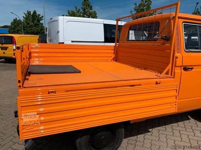друго VOLKSWAGEN T3 Doka Pritsche Syncro 4x4/ AHK / 5 Sitze