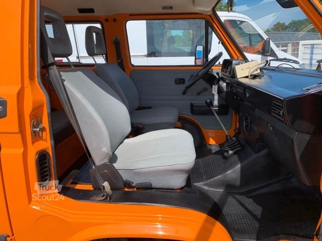 друго VOLKSWAGEN T3 Doka Pritsche Syncro 4x4/ AHK / 5 Sitze