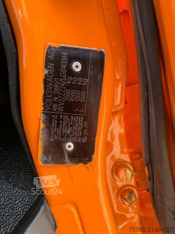 друго VOLKSWAGEN T3 Doka Pritsche Syncro 4x4/ AHK / 5 Sitze