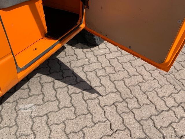 друго VOLKSWAGEN T3 Doka Pritsche Syncro 4x4/ AHK / 5 Sitze