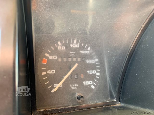 друго VOLKSWAGEN T3 Doka Pritsche Syncro 4x4/ AHK / 5 Sitze