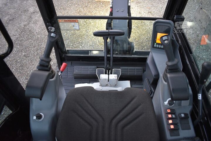 Mini bager YANMAR SV 22