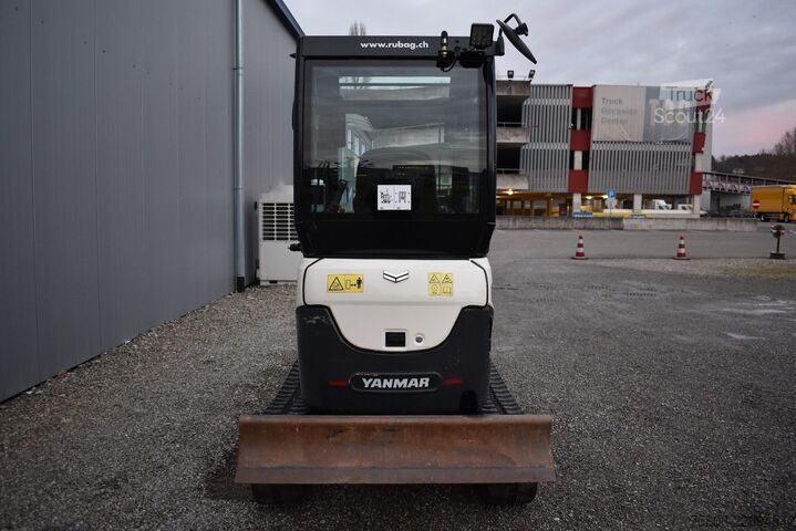 Mini bager YANMAR SV 22