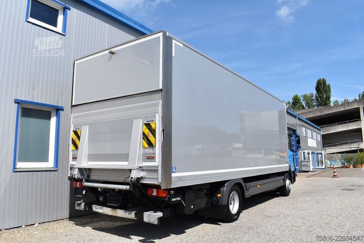 Škatlasti tovornjak MERCEDES-BENZ Atego 1330 E6 4x2 AHK LBW