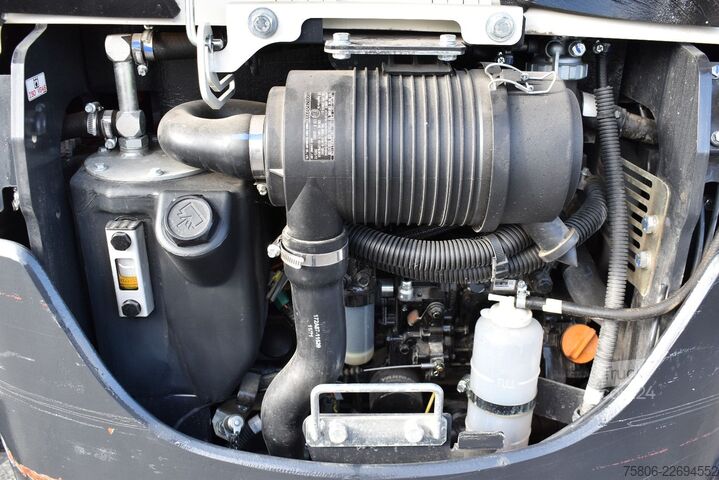 Mini bager YANMAR SV 22