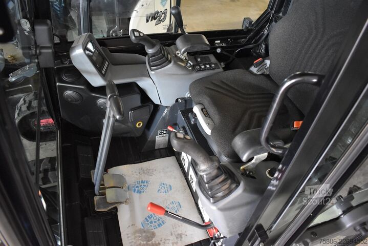 Mini bager YANMAR SV 22