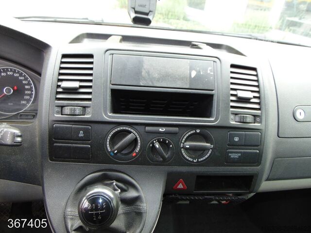 Dobozos furgon VW T5 TRANSPORTER 2.0 TDI 3Sitzer -2x Schiebetür-