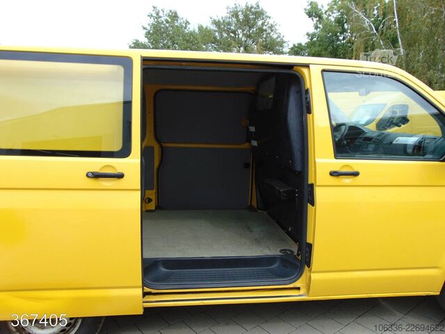 Dobozos furgon VW T5 TRANSPORTER 2.0 TDI 3Sitzer -2x Schiebetür-