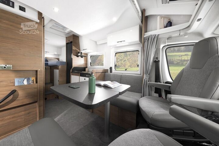 Half-integraal camper CORIGON T 70 LS Markise+Skyroof+Leder