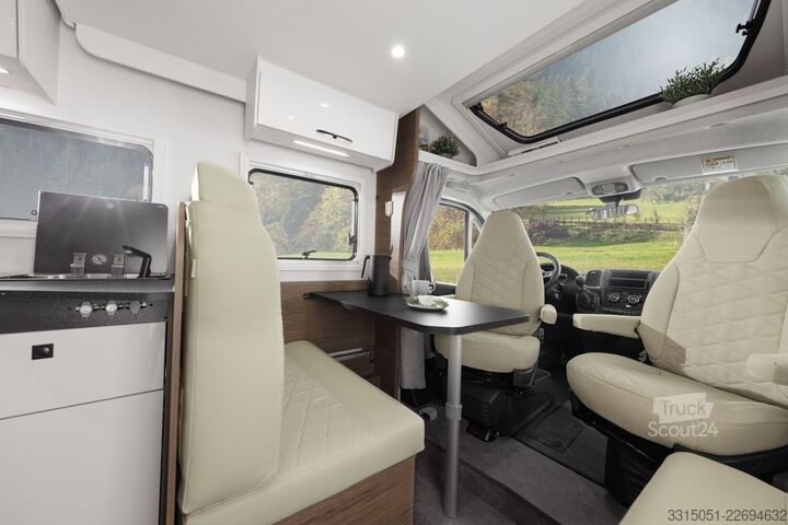 Polointegrovaný obytný vůz CORIGON T 70 S Hubbett+Markise+Skyroof