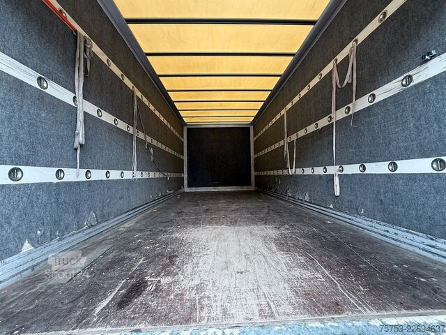 Vrachtwagen met bakwagen MERCEDES-BENZ 824 / 924 L Möbel-Koffer, großes Fhs., LBW