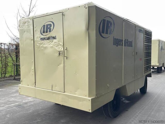 Kompresor Doosan XHP 900 WCAT