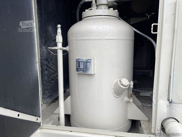 Kompresor Doosan XHP 900 WCAT