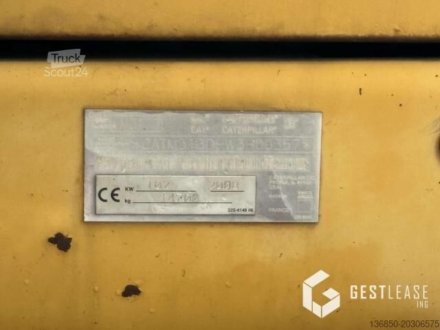 Escavatore gommato Caterpillar M313D