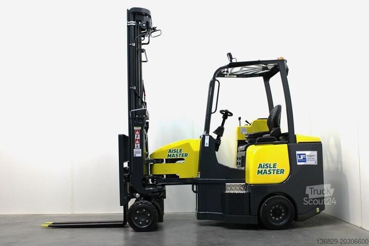 Търговско превозно средство Combilift Aisle Master AM 20 NE