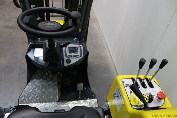Търговско превозно средство Combilift Aisle Master AM 20 NE