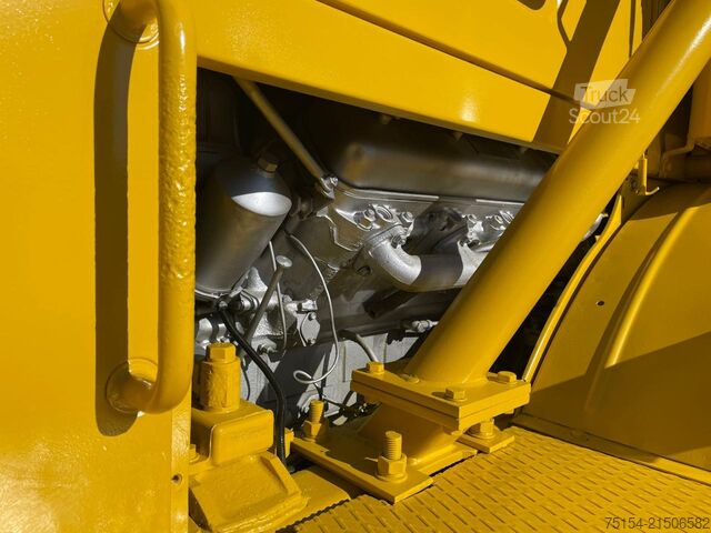 Traktor Kirovets K700A V8