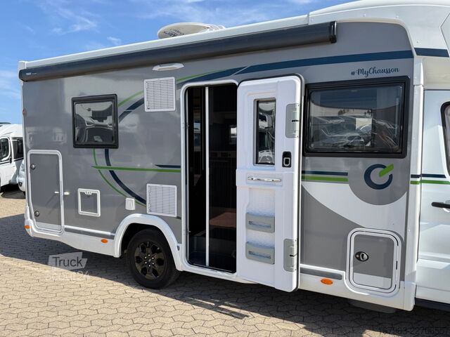Pusiau integruotas kemperis CHAUSSON 720 Etape Line